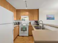 402 124 W 3RD STREET - thumbnail 7