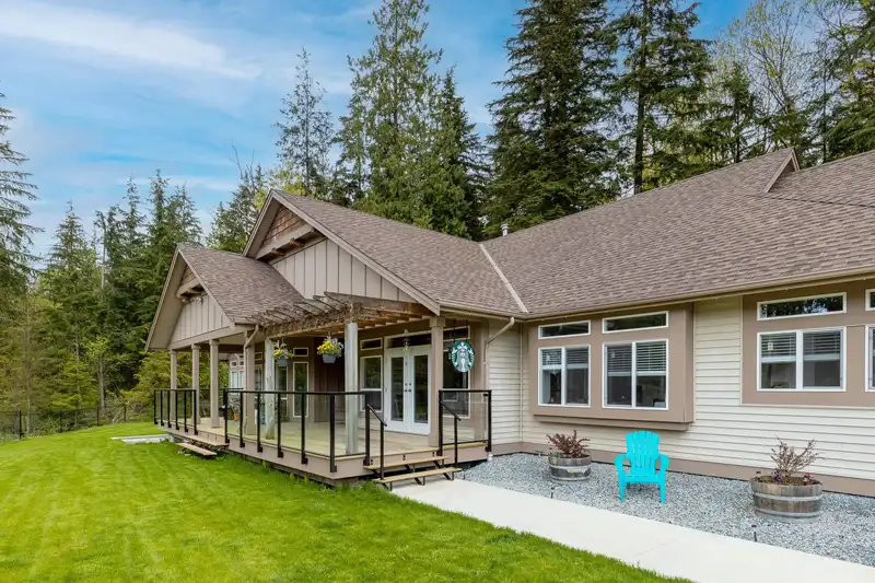 12156 BELL STREET - photo 3 of 40