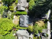 4678 W 3RD AVENUE - thumbnail 3