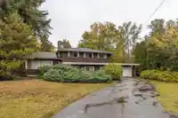 14457 110 AVENUE - thumbnail 1