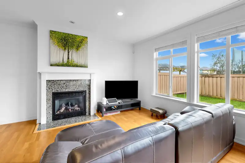 3580 SEMLIN DRIVE - photo 4 of 37