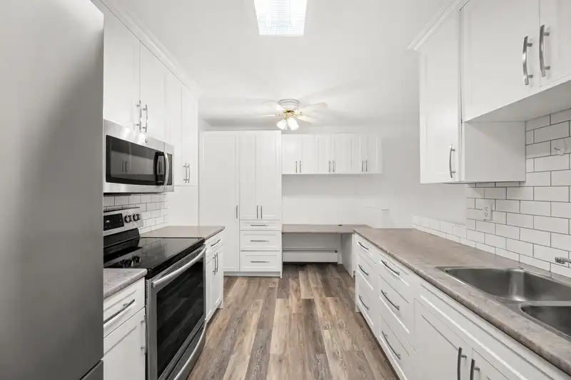 358B 8635 120 STREET - photo 4 of 23