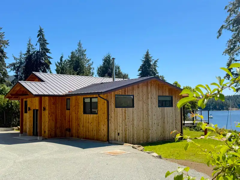 479 MONTAGUE PARK ROAD - photo 2 of 40