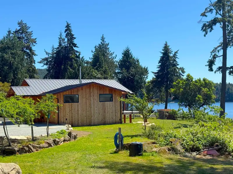479 MONTAGUE PARK ROAD - photo 4 of 40