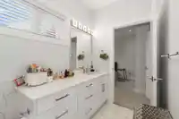 2575 & 2577 PARKER STREET - thumbnail 36