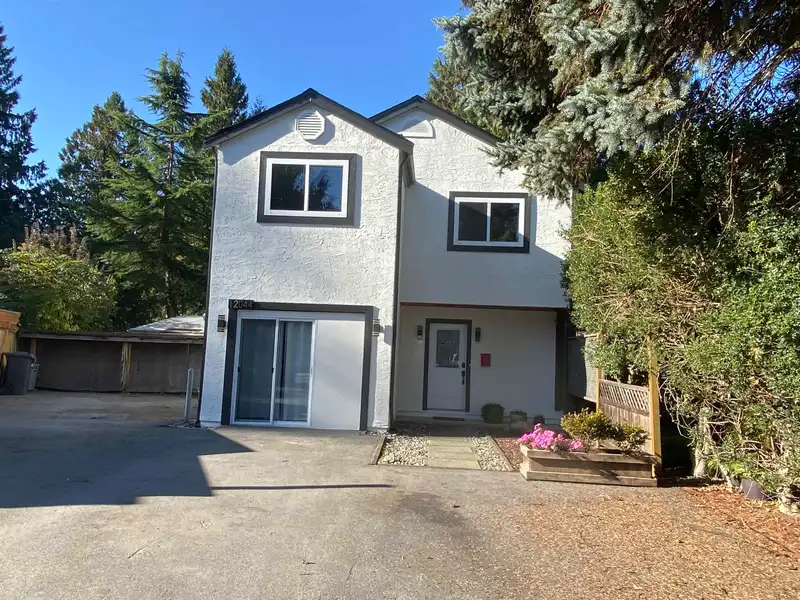 12044 MCINTYRE COURT - photo 1 of 37
