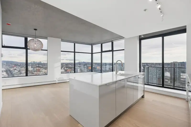 2904 108 W CORDOVA STREET - photo 1 of 23