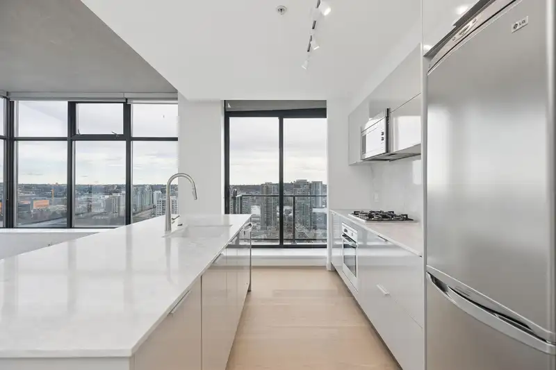 2904 108 W CORDOVA STREET - photo 2 of 23