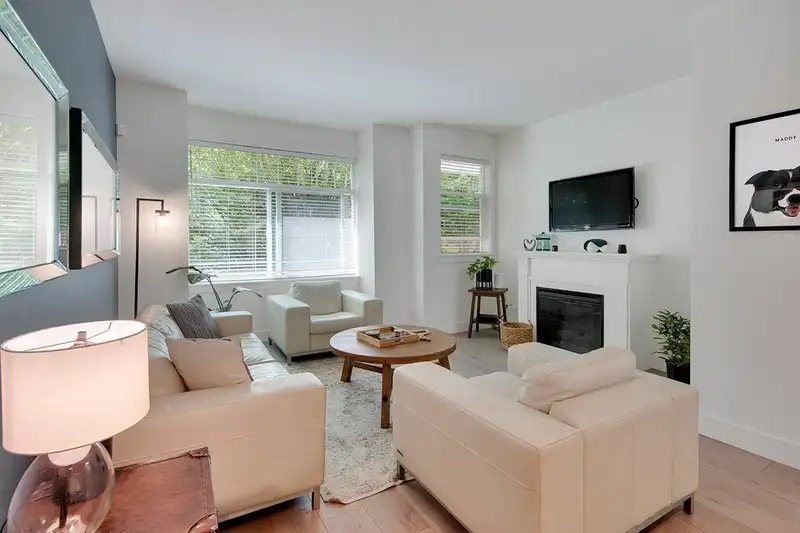 43 8277 161 STREET - photo 2 of 23