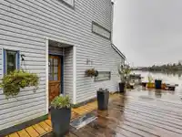 1A 20837 LOUIE CRESCENT - thumbnail 17