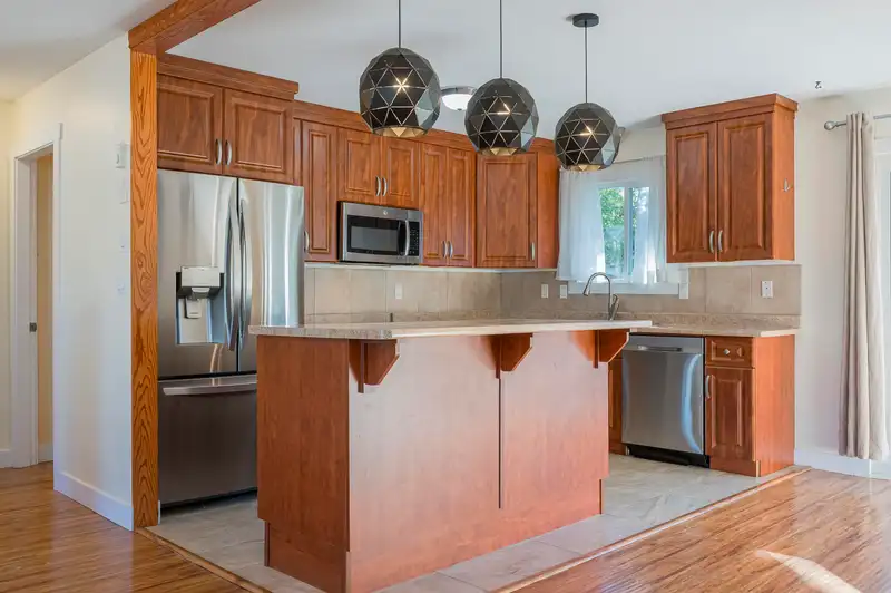8558 MCCUTCHEON AVENUE - photo 3 of 39