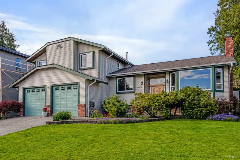 11761 CASCADE DRIVE - photo 1 of 40