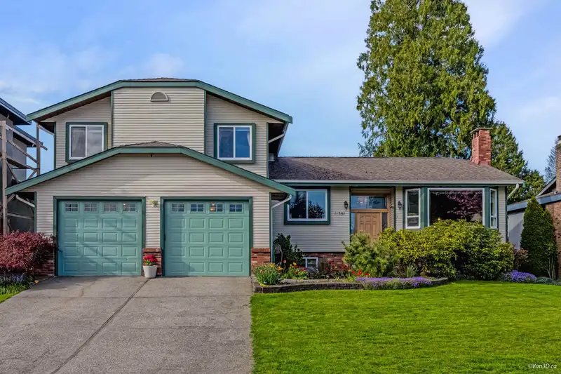 11761 CASCADE DRIVE - photo 2 of 40