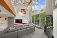 502 3263 PIERVIEW CRESCENT - thumbnail 29