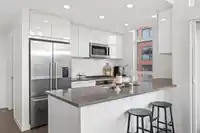 502 3263 PIERVIEW CRESCENT - thumbnail 8