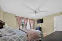 13757 63B AVENUE - thumbnail 13