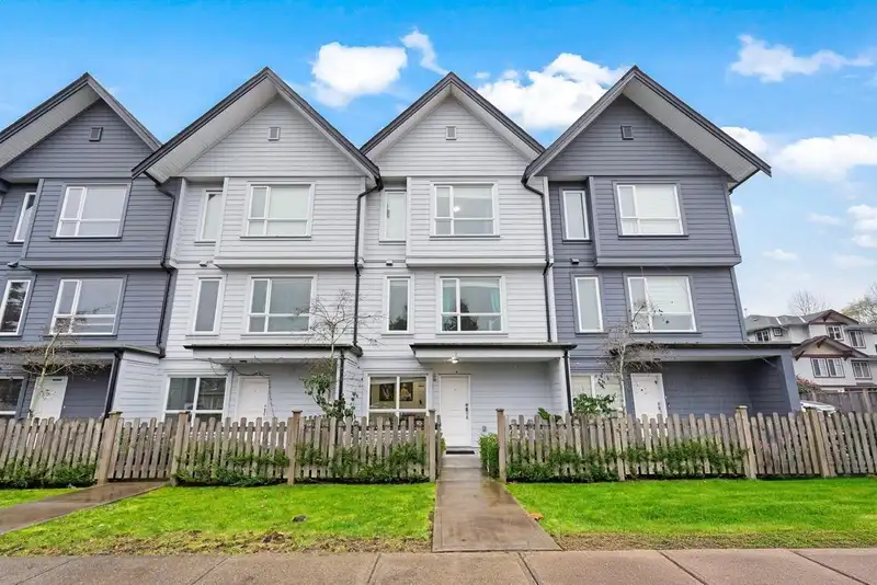 2 12088 76 AVENUE - photo 1 of 13