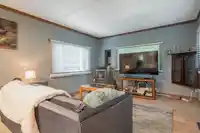 39 3942 COLUMBIA VALLEY ROAD - thumbnail 5