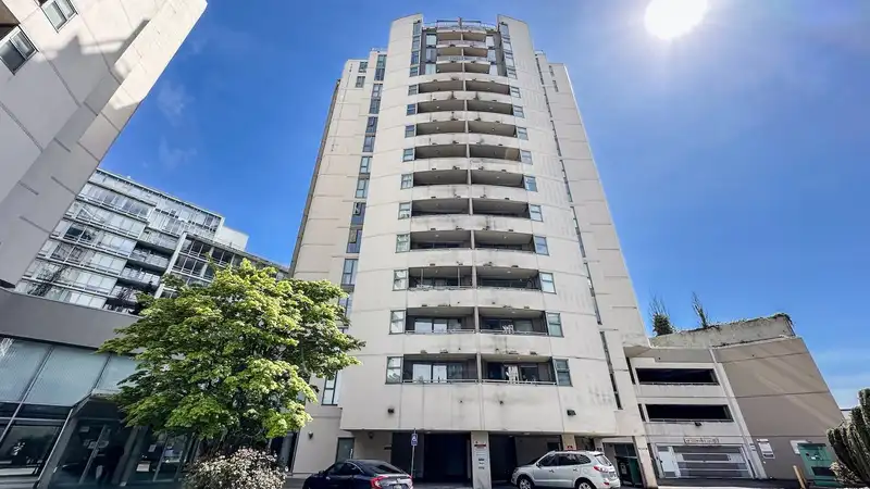 803 8248 LANSDOWNE ROAD - photo 1 of 18
