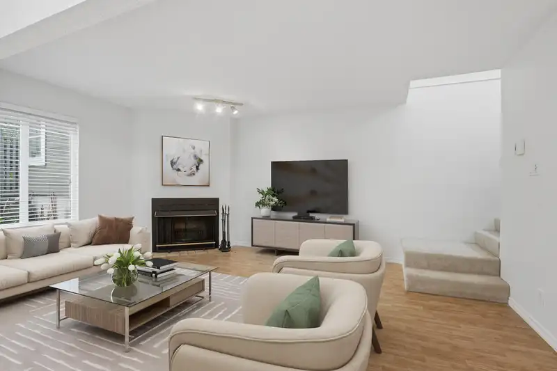 3407 LYNMOOR PLACE - photo 4 of 28