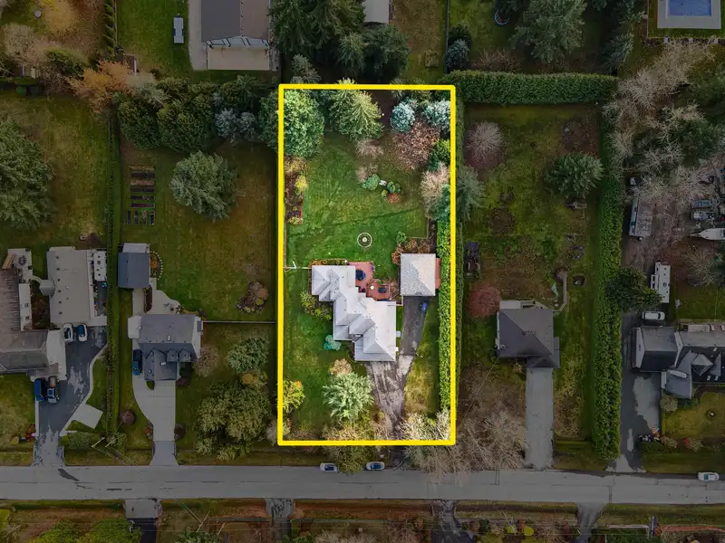 25072 58 AVENUE - photo 4 of 40