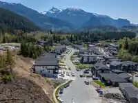 34 3385 MAMQUAM ROAD - thumbnail 5