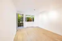 112 1363 CLYDE AVENUE - thumbnail 5