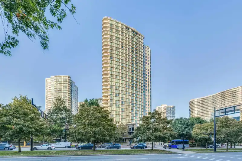 3707 1009 EXPO BOULEVARD - photo 1 of 27