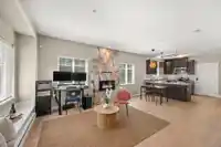 111 368 ELLESMERE AVENUE - thumbnail 1