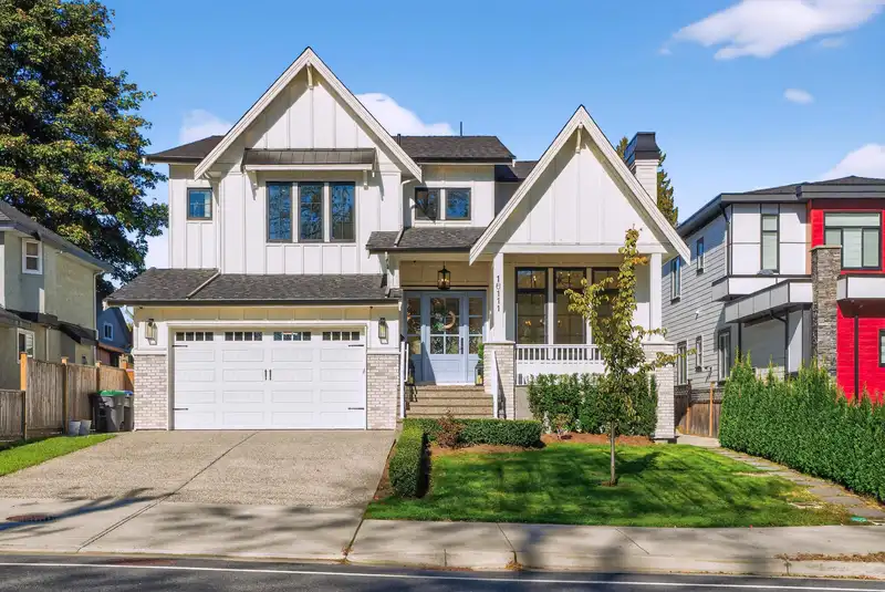 16111 108 AVENUE - photo 1 of 38