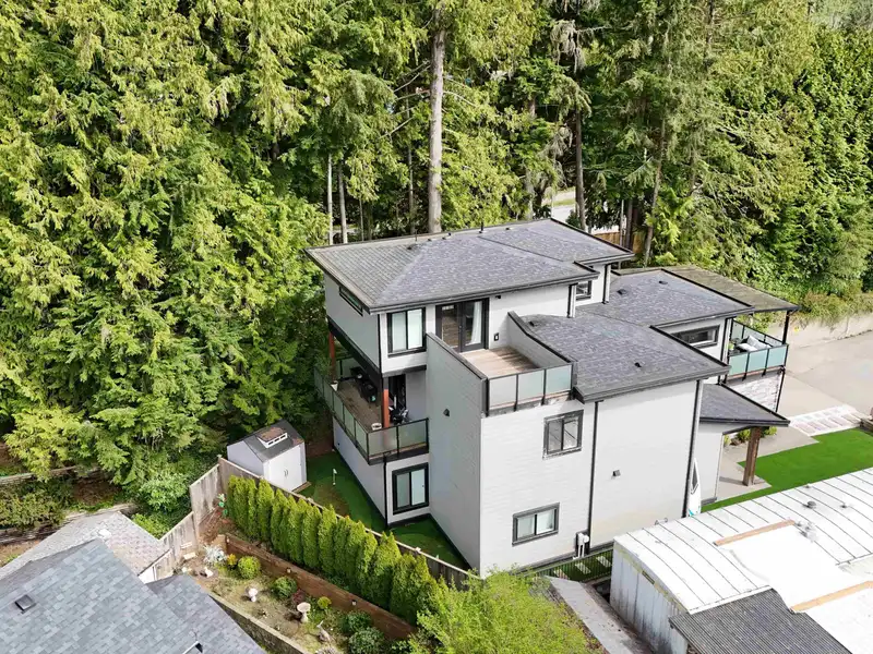 52 3295 SUNNYSIDE ROAD - photo 4 of 40