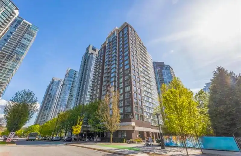 201 550 PACIFIC STREET - photo 1 of 33
