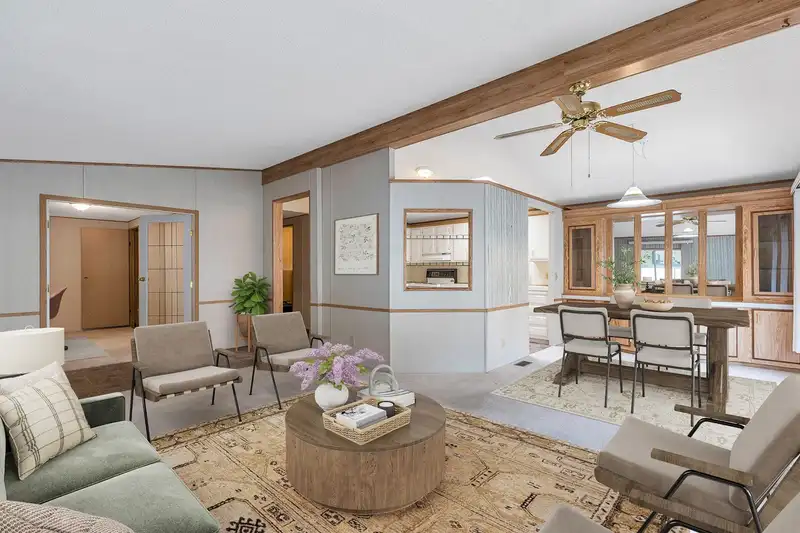105 2062 KING GEORGE HIGHWAY - photo 2 of 17
