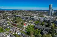 203 7159 STRIDE AVENUE - thumbnail 2