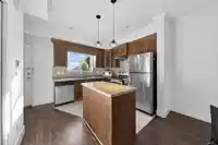 203 7159 STRIDE AVENUE - thumbnail 12