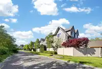 203 7159 STRIDE AVENUE - thumbnail 9