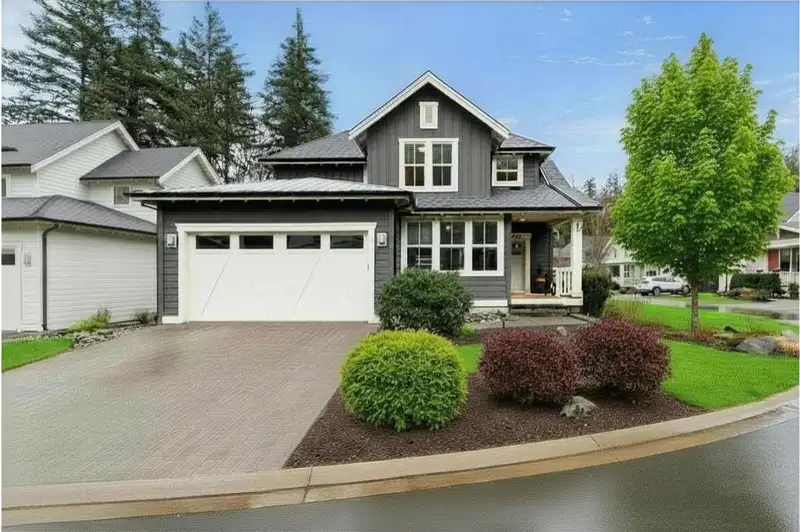 43339 CREEKSIDE CIRCLE - photo 1 of 40