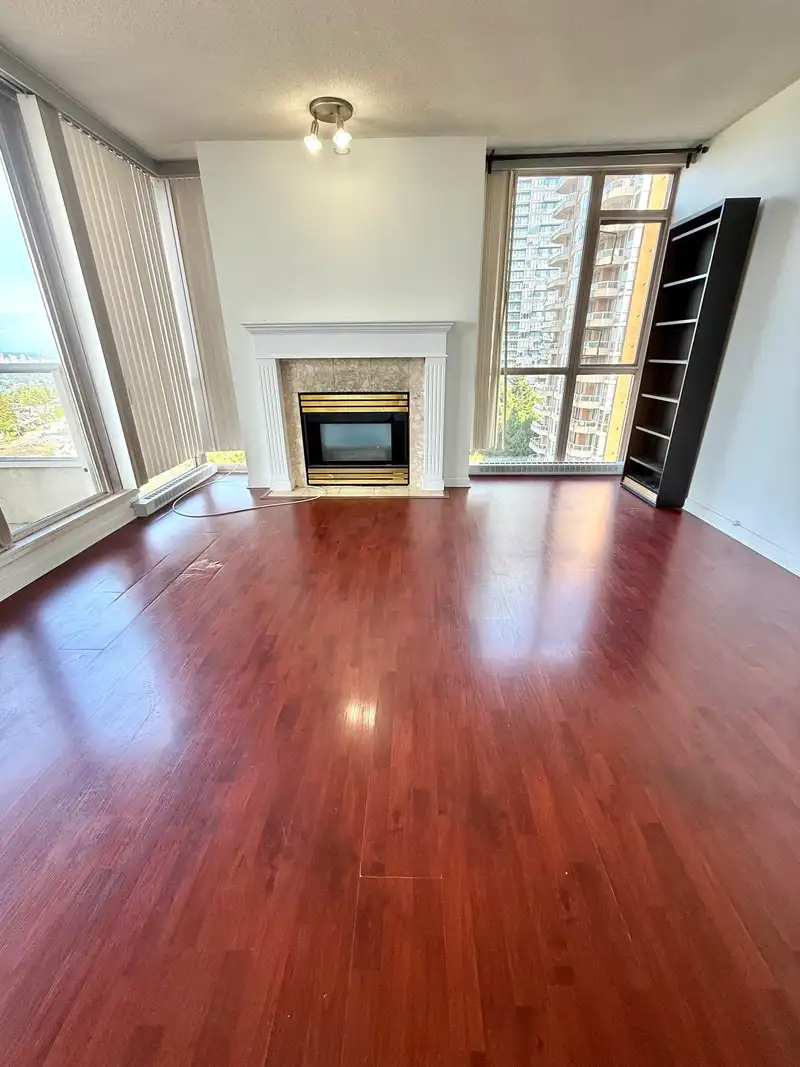 1101 4657 HAZEL STREET - photo 4 of 16