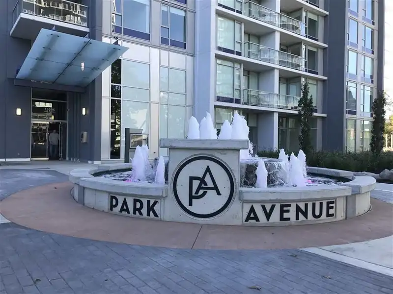 2209 13696 100 AVENUE - photo 4 of 25