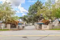 222 7837 120A STREET - thumbnail 24