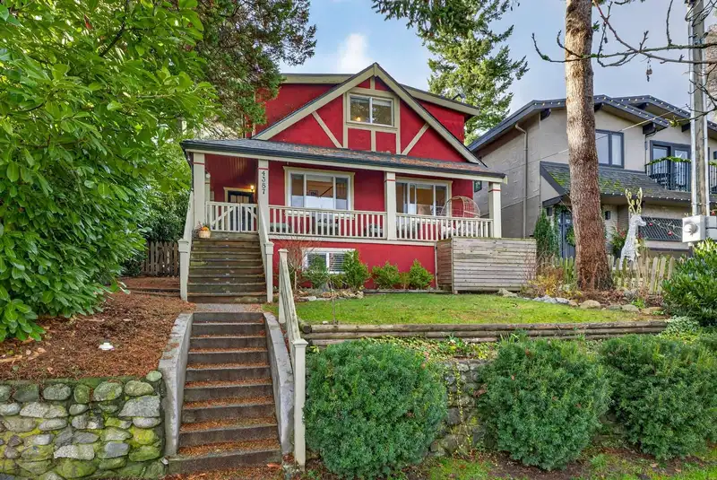 4387 ST. GEORGE STREET - photo 1 of 27