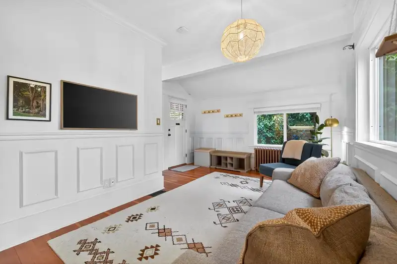 4387 ST. GEORGE STREET - photo 3 of 27