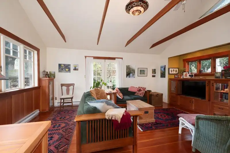 1248 MILLER ROAD - photo 1 of 33