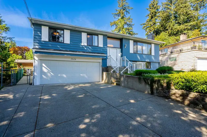 1626 OUGHTON DRIVE - photo 1 of 40