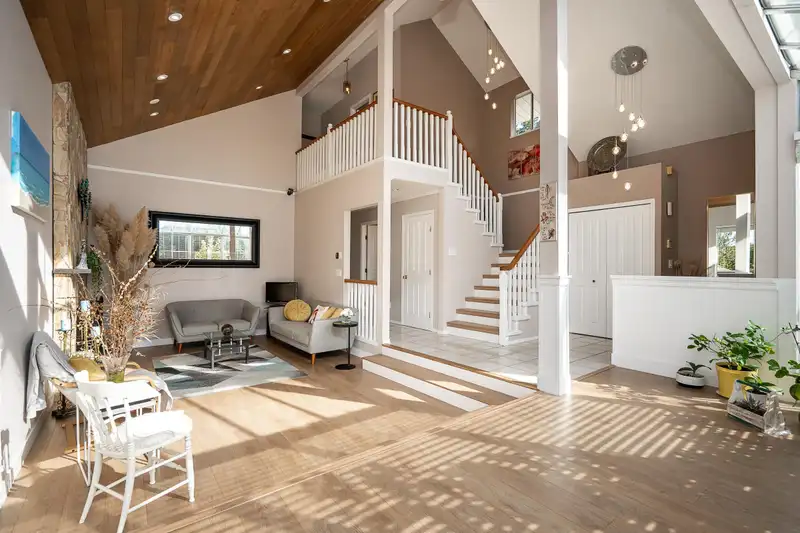 389 METTA STREET - photo 1 of 40