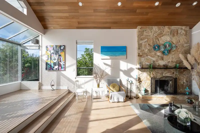 389 METTA STREET - photo 3 of 40