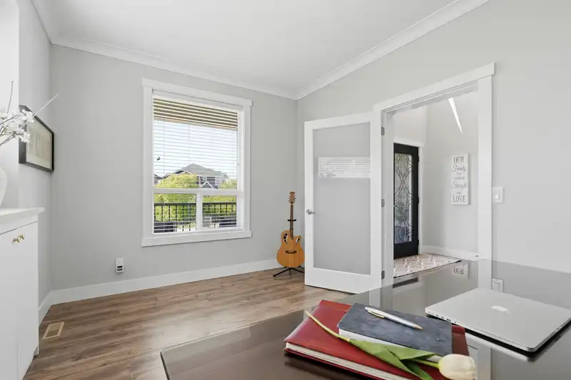 10166 247B STREET - photo 4 of 40