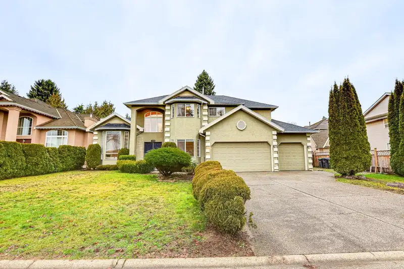 17079 57 AVENUE - photo 1 of 32