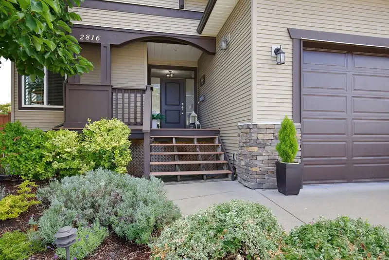 2816 WOODLAND DRIVE - photo 3 of 40