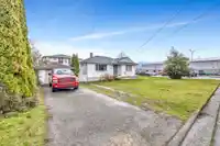 9370 STANLEY STREET - thumbnail 3